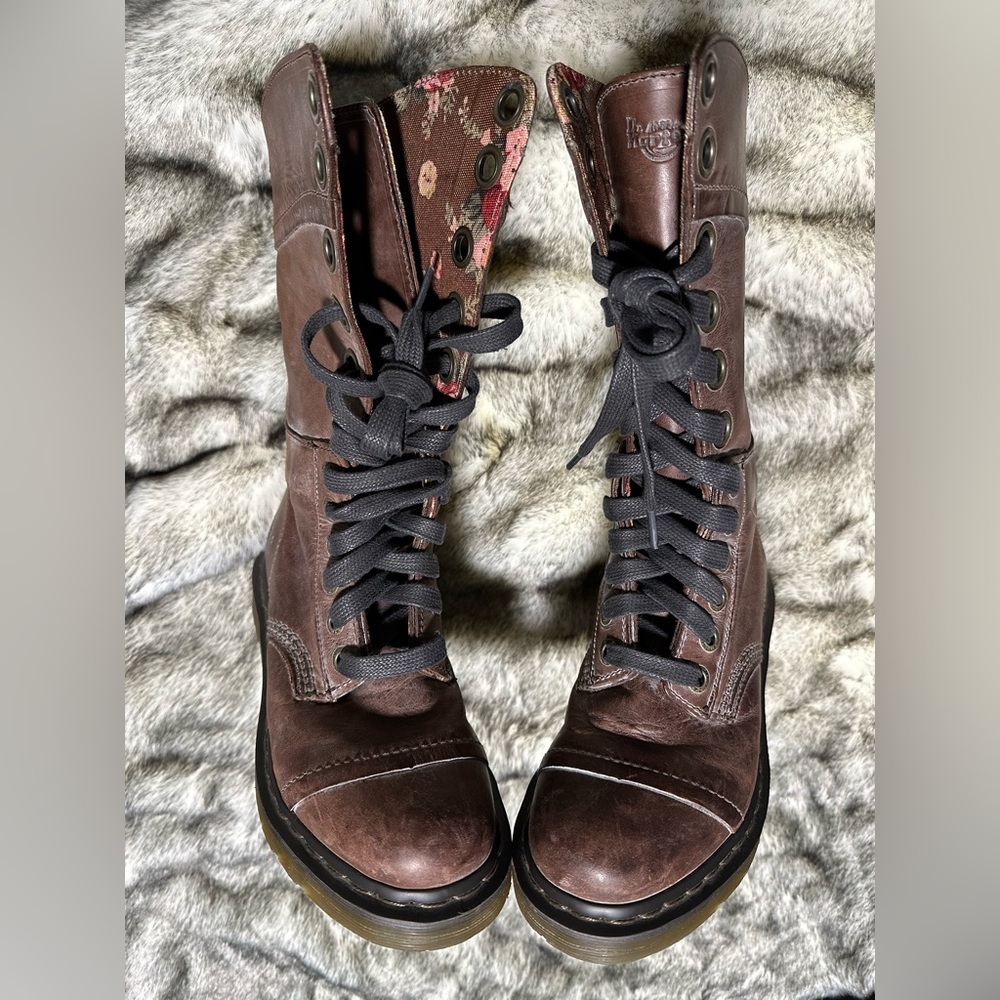 Doc Dr. Martens Triumph Size 7 Brown mid-calf Boots